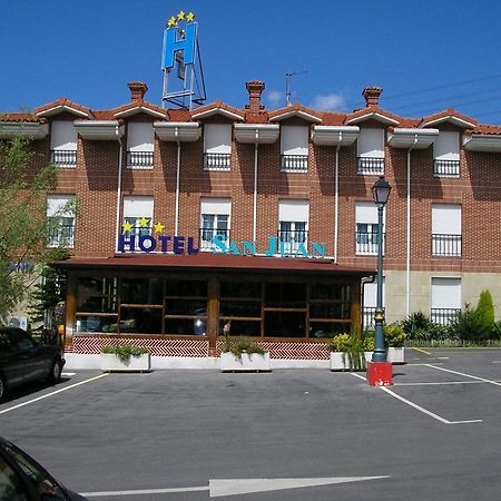 Hotel San Juan Revilla De Camargo Eksteriør bilde